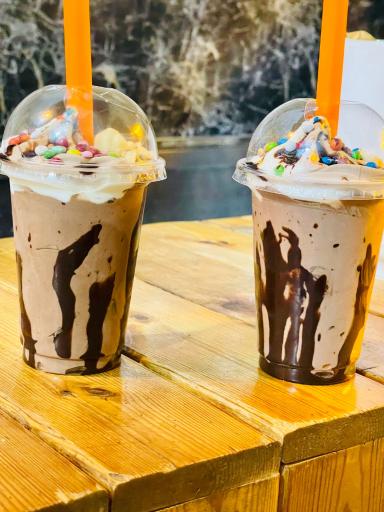 عکس آبمیوه بستنی دانیال