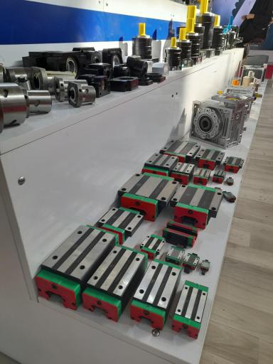 عکس فروشگاه سی ان سی پارت