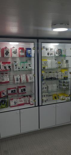 امپراطوری نیما رایان