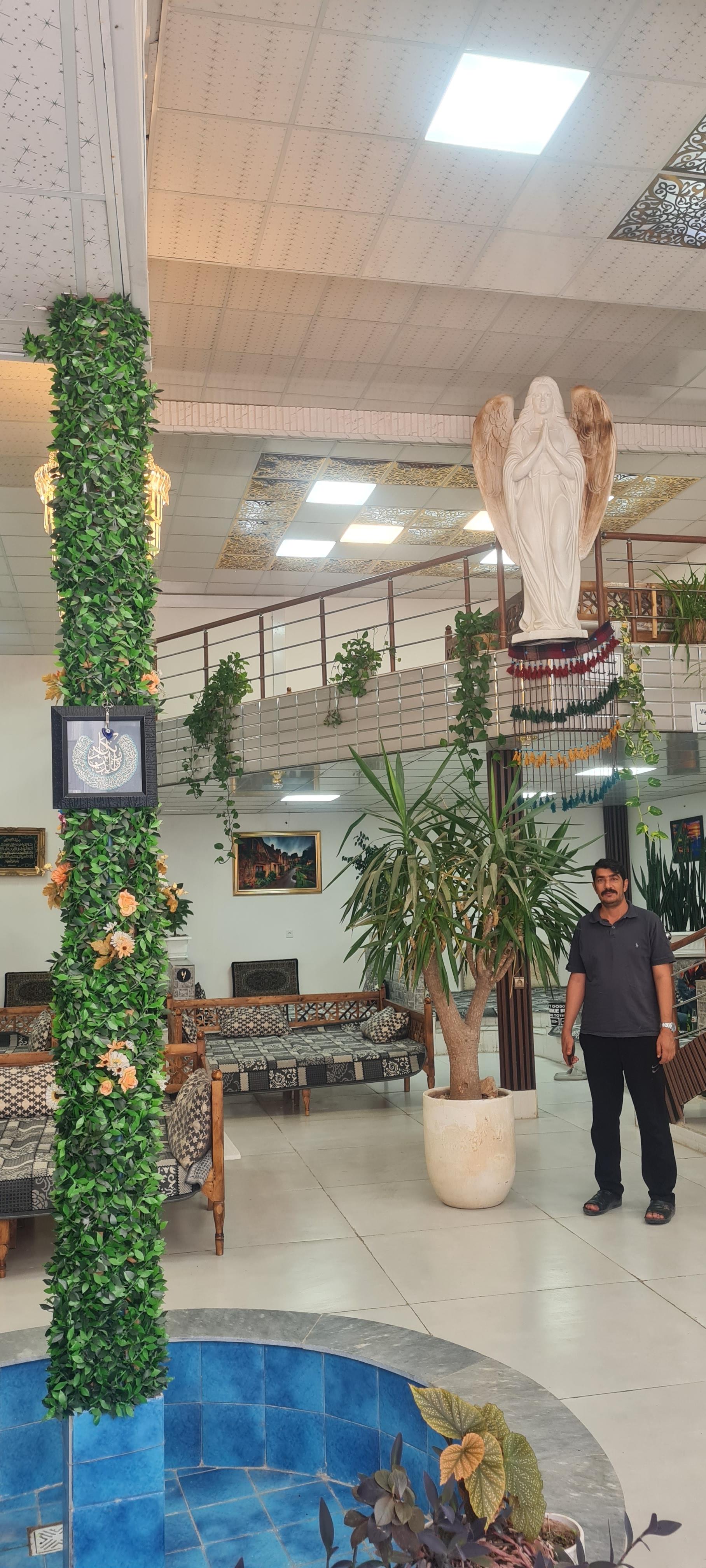 عکس سفره خانه سنتی شبستان