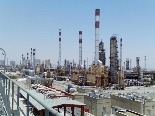 عکس پالایشگاه نفت اصفهان