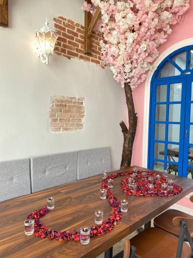 عکس کافه و رستوران ایتالیایی بلوکازا شعبه پیروزی