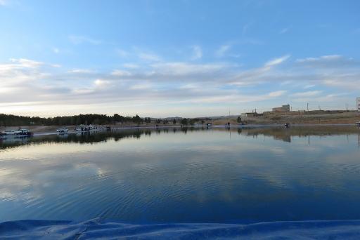 عکس دریاچه مصنوعی مجموعه تفریحی فدک