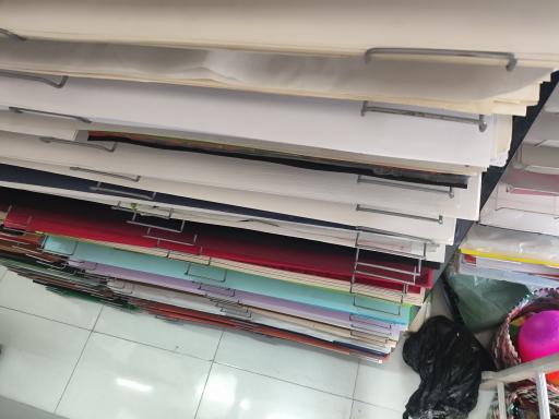 عکس لوازم هنری و تحریر میرعماد