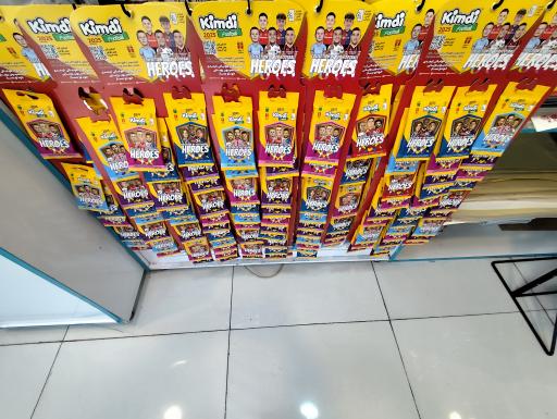 عکس لوازم هنری و تحریر میرعماد