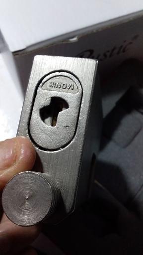 عکس فروشگاه رنگ و ابزار یراق مهدی