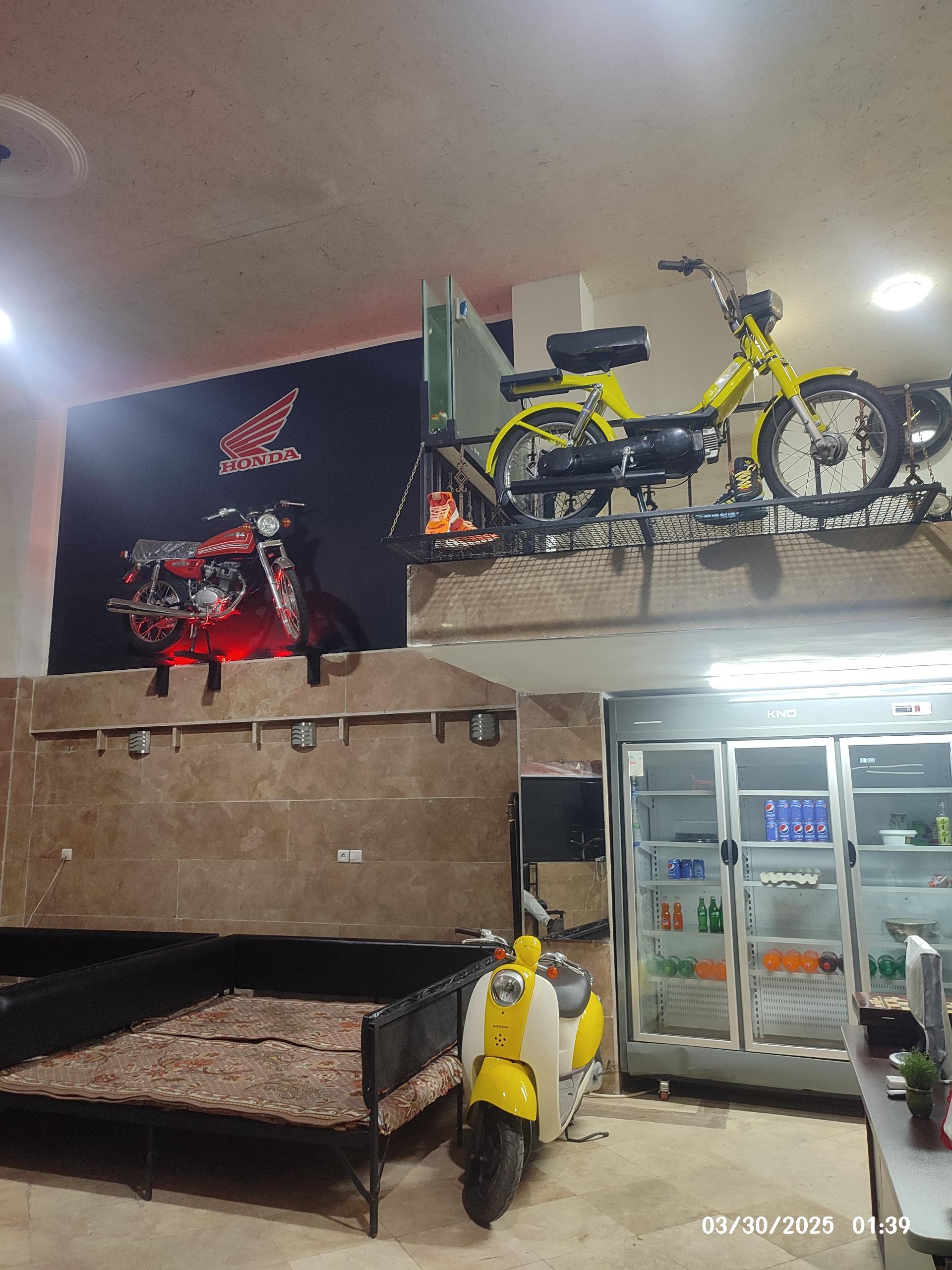 عکس کافه موتوری