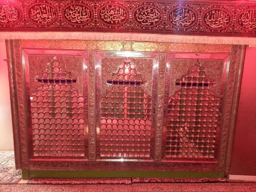 عکس امامزاده آقا علی اکبر پلایین