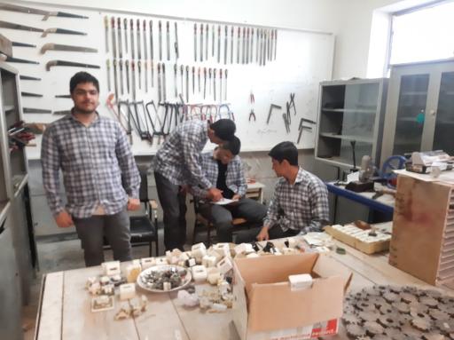 عکس دبیرستان پسرانه آزادگان 