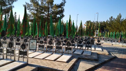 عکس مزار شهدای مدافع حرم