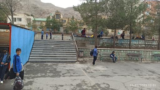 عکس دبیرستان پسرانه آزادگان 