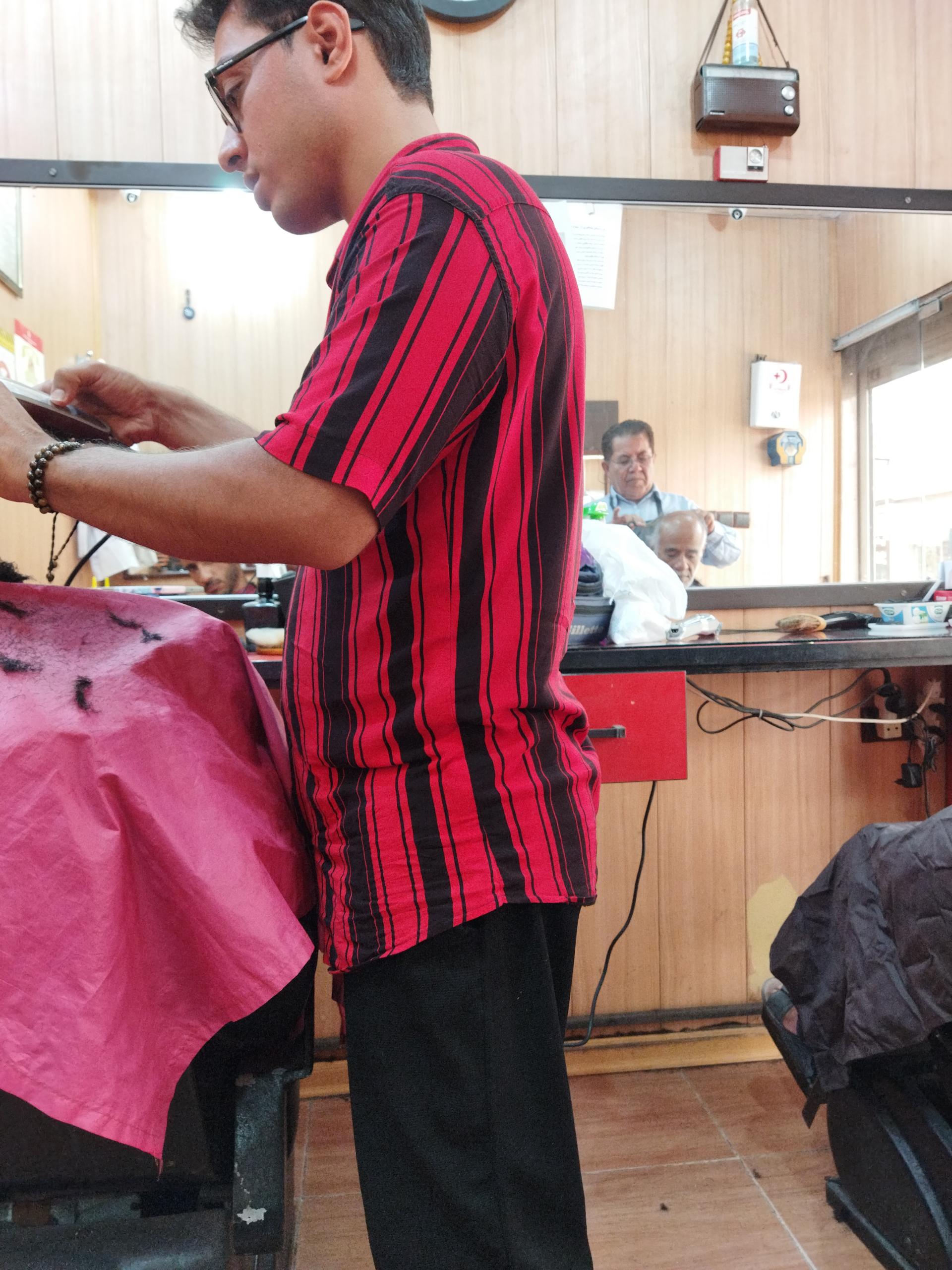 عکس پیرایش امید