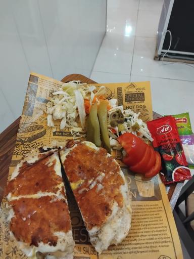 عکس پیتزا ساندویچی هات