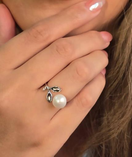 عکس گالری نقره قدوسی