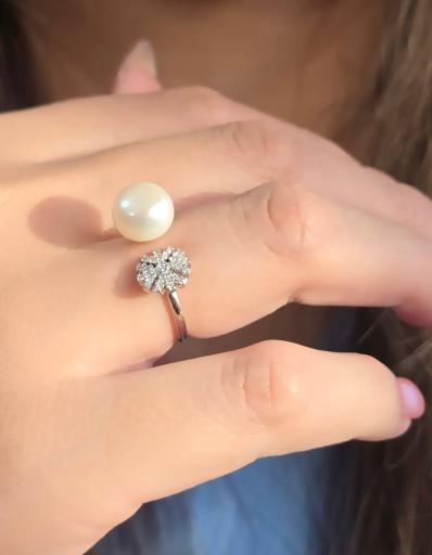 عکس گالری نقره قدوسی