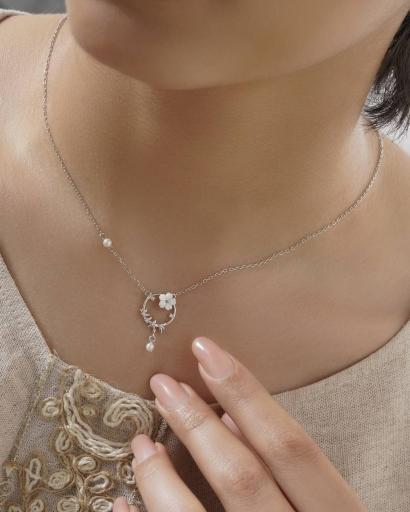 عکس گالری نقره قدوسی