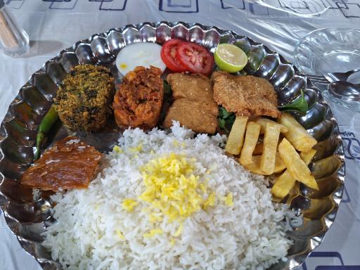 عکس مجموعه سنتی رستوران بادیل