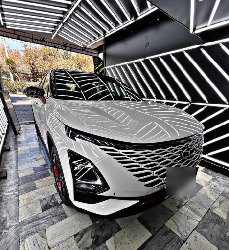 عکس کارشناسی تشخیص رنگ خودرو فروتن