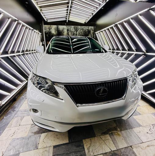 عکس کارشناسی تشخیص رنگ خودرو فروتن