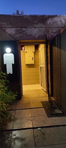 عکس سرویس بهداشتی پل طبیعت