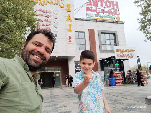 عکس مجتمع خدمات رفاهی آبشار زال 2