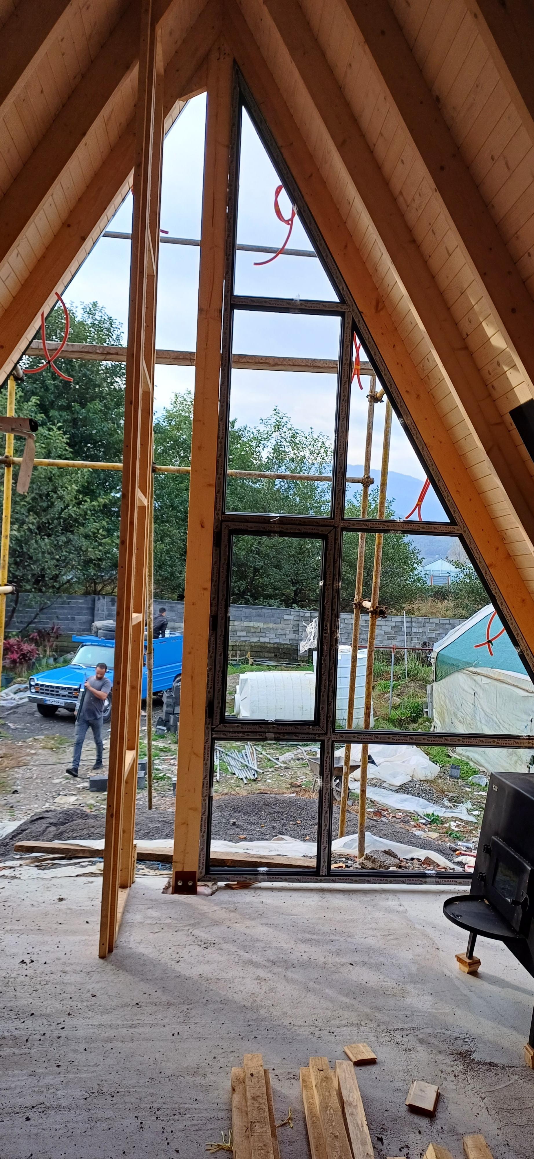 عکس درب و پنجره سازی کرمی