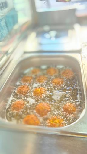 عکس فلافل ابوعلی