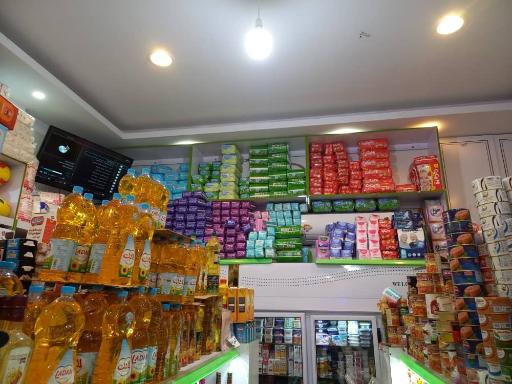 عکس سوپر مارکت دانشگاه