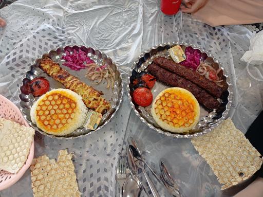 عکس پلو کبابی گیسوم