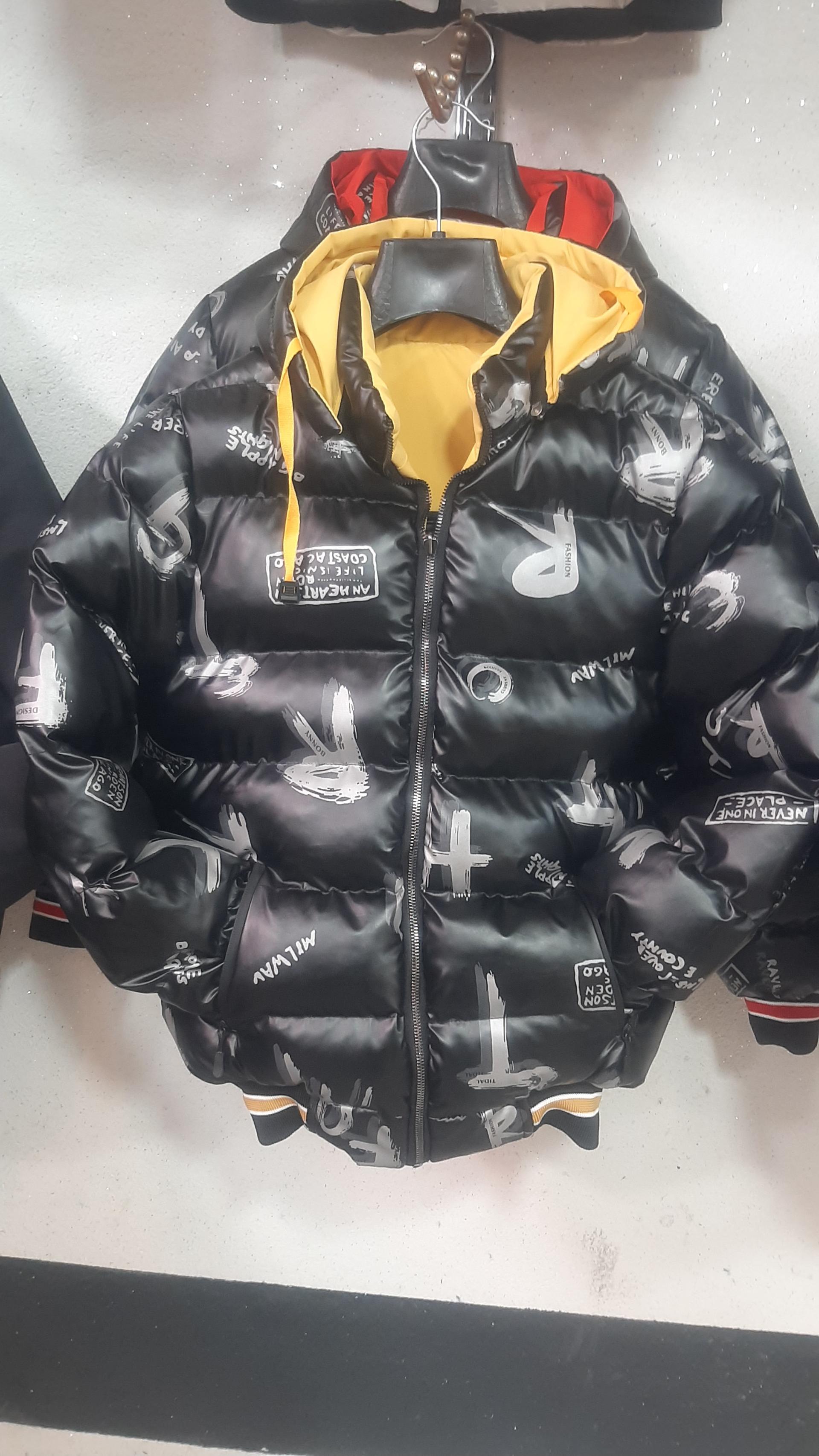 عکس تولید و پخش پوشاک بهشتی