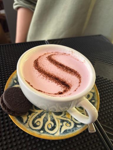 عکس کافه فست فود فیورا