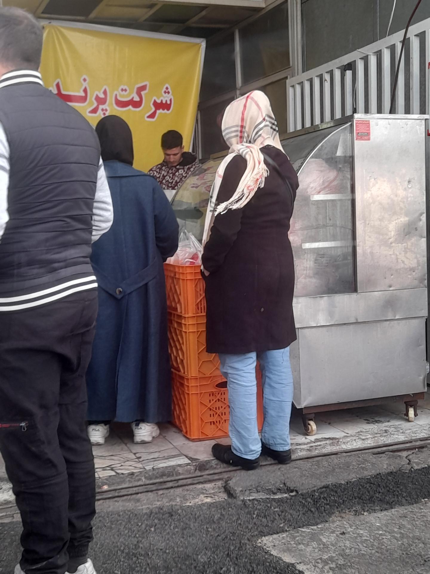 عکس شرکت پخش و توزیع مرغ پرند پروتیین