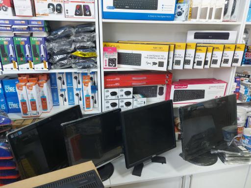 عکس فروشگاه کامپیوتر و ماشین های اداری اصغری 