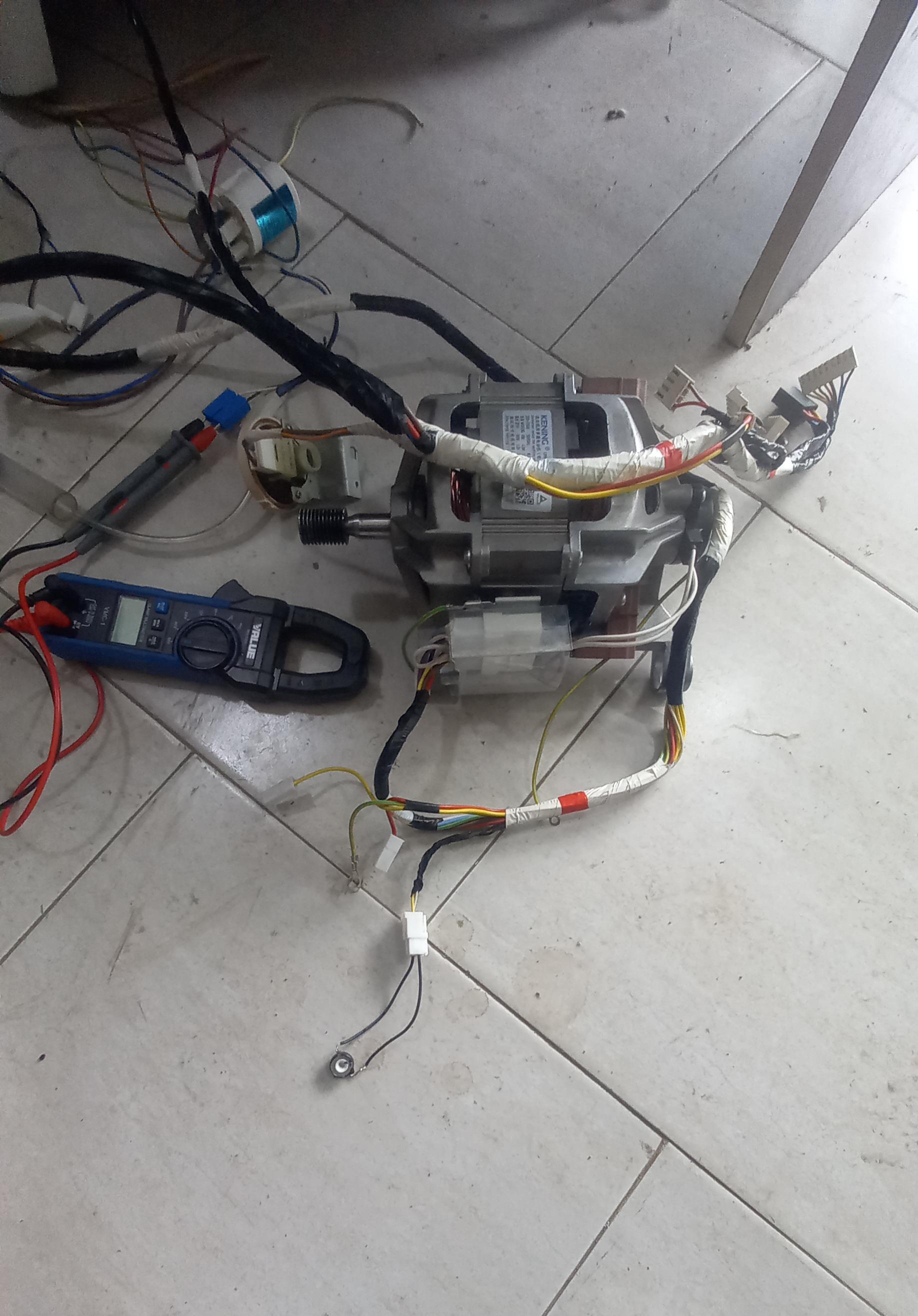 عکس خدمات فنی وطن