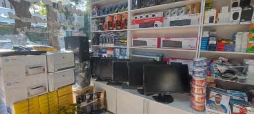 عکس فروشگاه کامپیوتر و ماشین های اداری اصغری 
