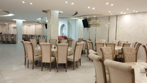 عکس تالار فرهنگیان قم