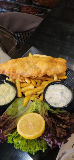 عکس رستوران بین المللی مگریز