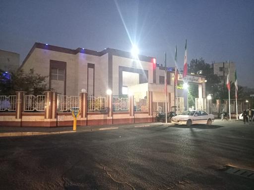 مجموعه ورزشی برادران شهید پورزند