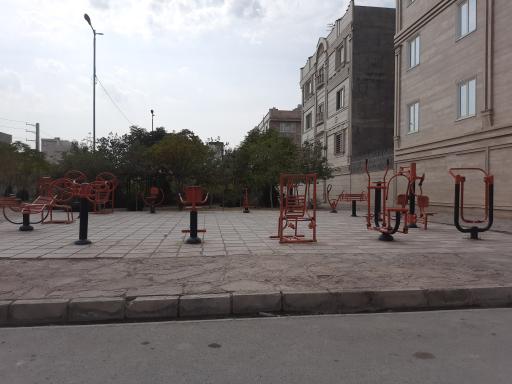 عکس بوستان هشترودی