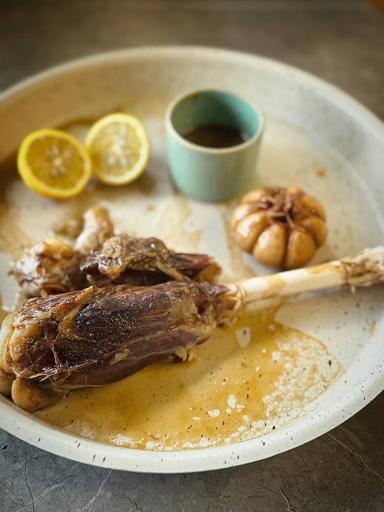 عکس کبابی و رستوران آقاجان