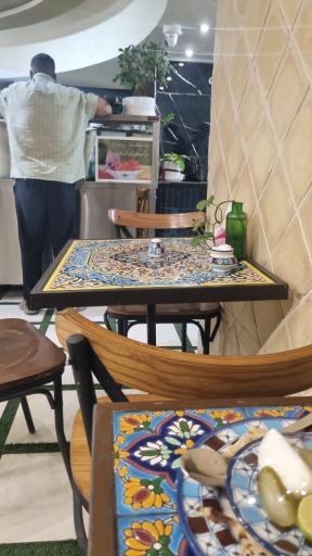 عکس صبحانه زعفران
