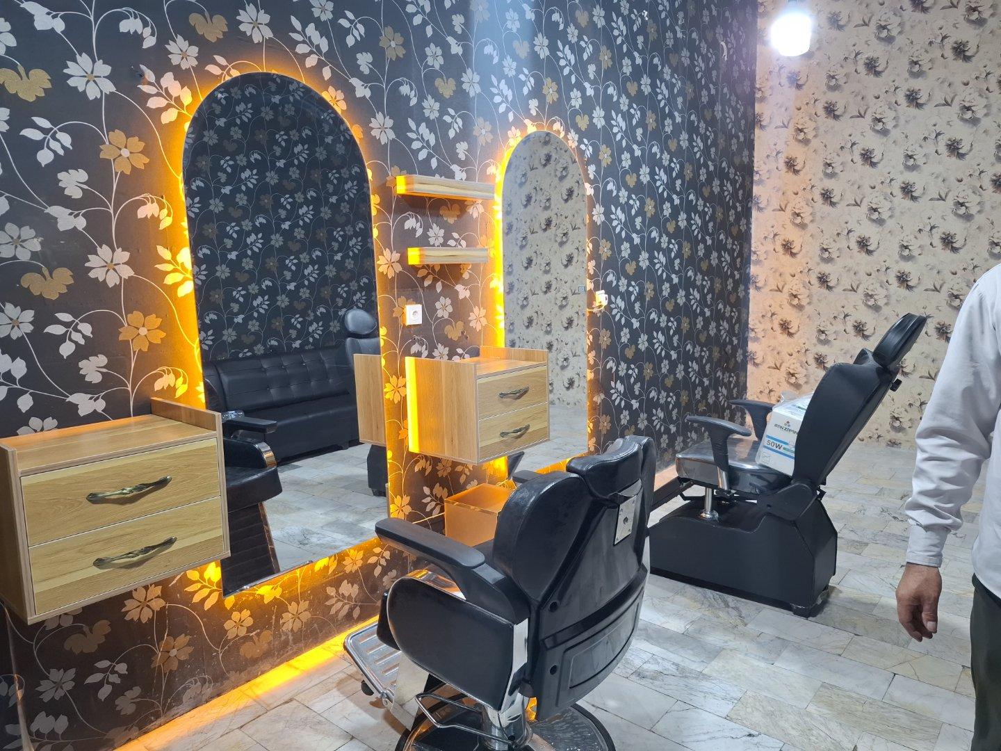 عکس پیرایش ایلیا