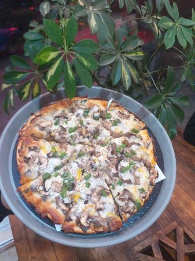 عکس کافه فست فود کاج