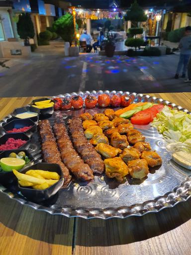 عکس رستوران باما