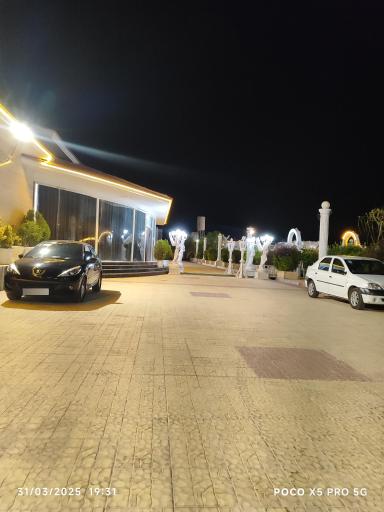 عکس باغ عمارت الوین