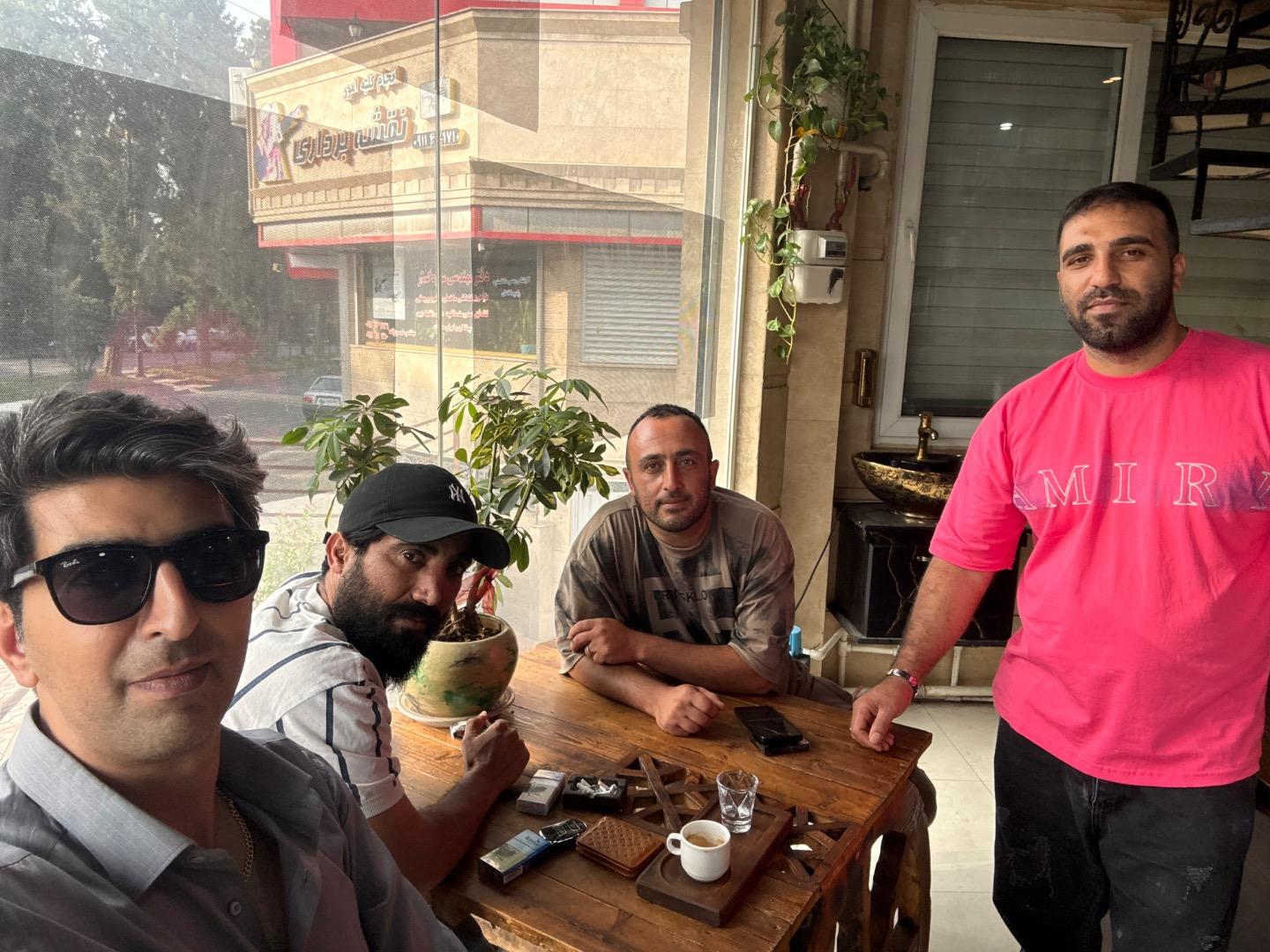 عکس کافه فست فود کاج