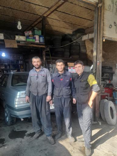 عکس تعویض روغن عطا