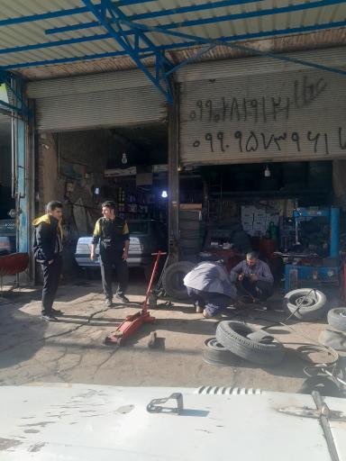 عکس تعویض روغن عطا