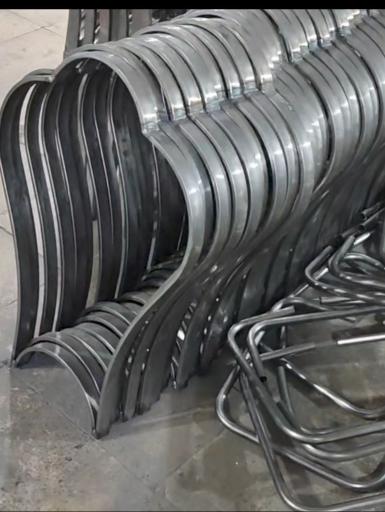 عکس صندلی فلزی داتیس