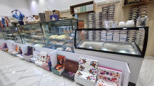 عکس شیرینی سرای میلاد